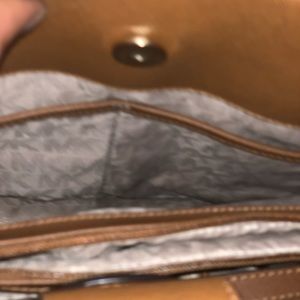 I have two Michael Kors bags I’d like to sell and one Dooney bag